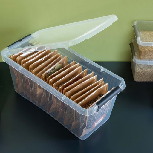 PLASTOVÝ KONTAJNER S VEKOM NA ÚLOŽNÝ BOX ORGANIZÁTOR 6L