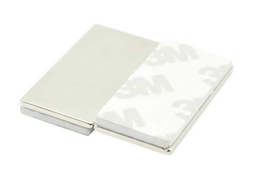 NEODYMOVÝ TAŠŤOVÝ MAGNET 40x20x2 mm S LEPIKOM 3M