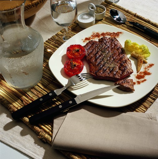 Steakový nôž oceľový 18/0 PIZZA AMEFA