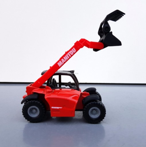 SIKU 1482 TELESKOPICKÝ NAKLADAČ MANITOU