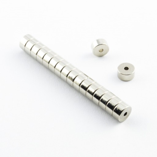 Prstencový magnet 6x1,5x3mm