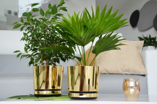 Krásny zlatý kvetináč s leskom do kuchyne, obývačky, kancelárie, 12 cm Glamour LOFT