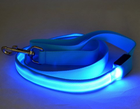 SVIETIACE LED USB vodítko pre psa, MODRÉ, 120 cm