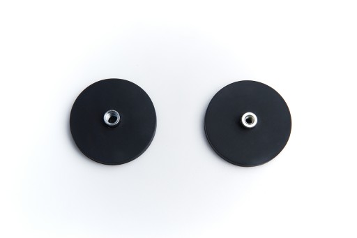 Magnetický držiak z gumy 43x10,5 s vnútorným závitom M6, 1 kus