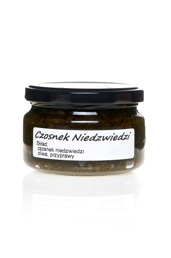 Pesto z prírodného pyré z divého cesnaku