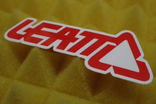 NÁLEPKA LEATT STICKER 7,1 x 3,4 cm