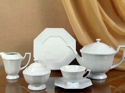 0000 ŠÁLKA 220 Biela LAURA CHODZIEŻ PORCELÁN