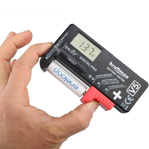 UNIVERZÁLNY DIGITÁLNY TESTER BATÉRIOVÝ METER VOLTMETER AA AAA