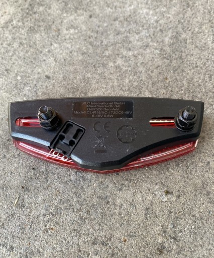 XLC CL-R18 LED zadné nosičové svietidlo 50/80 mm pripravené na E-Bike
