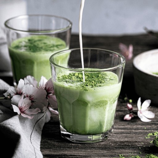 Matcha Latte instantné jahody vo vrecúškach (6x14g)