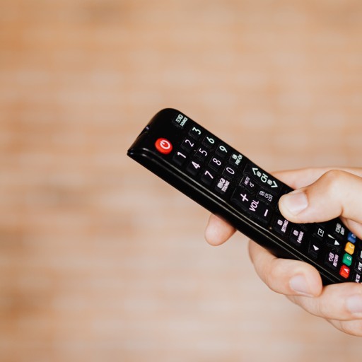 SMART TV DIAĽKOVÉ UNIVERZÁLNE SAMSUNG FULL HD 4K UHD NETFLIX AMAZON PRIME