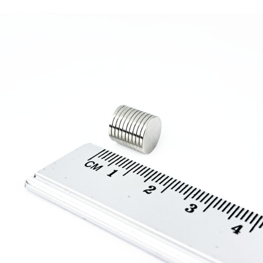 SILNÝ VALCOVÝ NEODYMIOVÝ MAGNET 9,5x1 MM - 10 KS