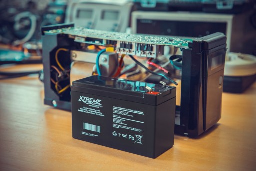 6V 4,5Ah gélová batéria, bezúdržbová, UPS alarm NAPÁJANIE