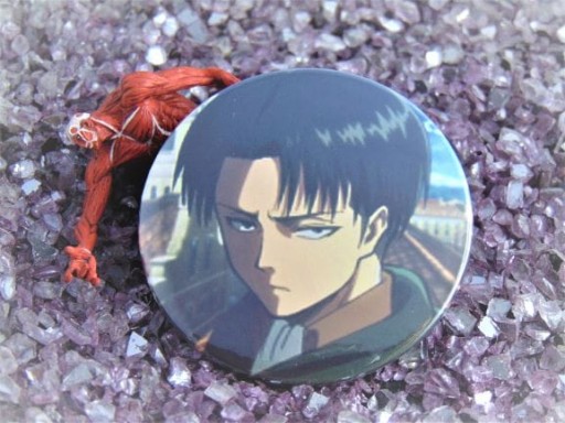 Špendlík Shingeki no Kyojin Levi 58 mm