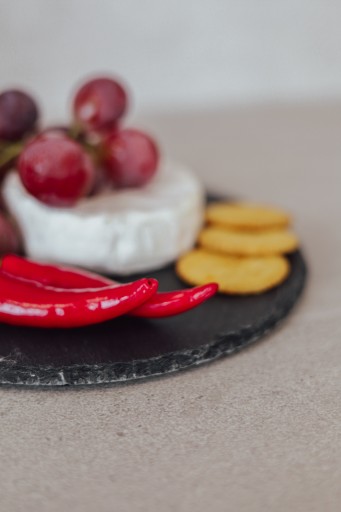 Okrúhla bridlicová kamenná doska na sushi tapas, 20 cm