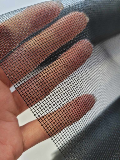 ČIERNE pletivo na meter 1,4m x 1m SIEŤKA PROTI KOMÁROM