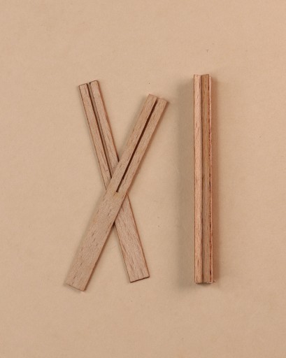Drevené krížové knôty Mini Knot na sviečky