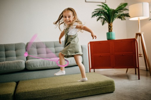 HULA HOP HULA HOP ŠVIHADLO NA NOHÁCH LED SVIETIACI HULA HOOP PRSTEŇ PRE DETI
