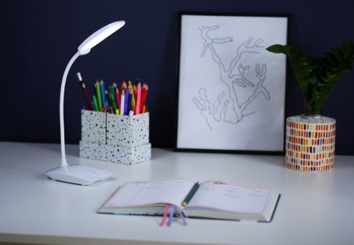 LED školská stolová lampa USB TOUCH