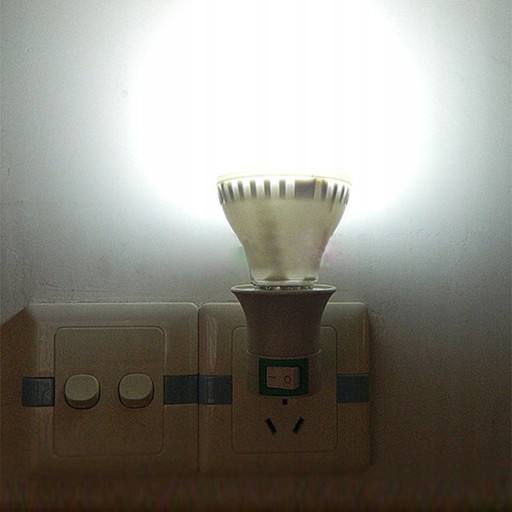 ADAPTÉR ADAPTÉR 230V E27 NA SPÍNAČ ŽIAROV