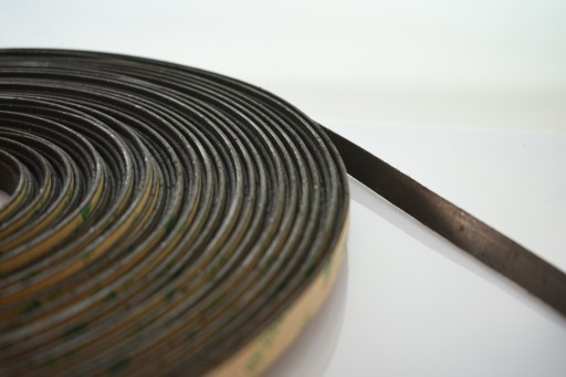 Neodymová magnetická páska 10x1,5 mm, lepidlo 300LSE