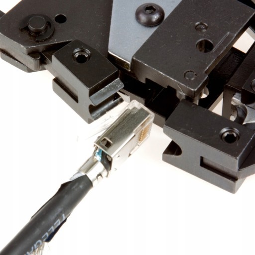 Ethernet kábel kat.7 SFTP čierny 1m Telegartner