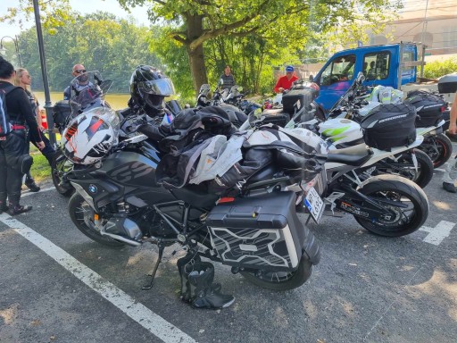 VISIACI ZÁMOK NA MOTORKOVÚ PRILBU ZABEZPEČENIE BATOŽINY PROTI KRÁDEŽI PRE TAŠKY