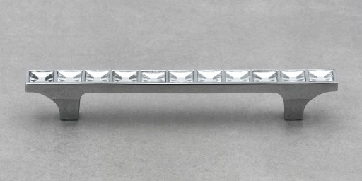 ÚCHYTKA NA NÁBYTOK PRE DVIERKA ZÁSUVKY CRYSTAL 96MM