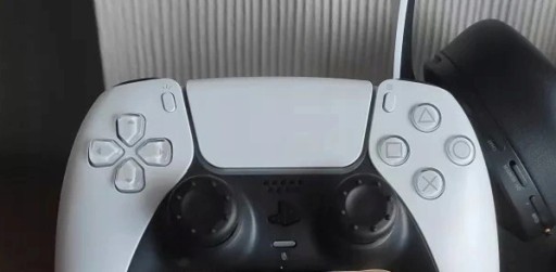 GUMA PREKRÝVKY PRE ANALÓGOVÉ GRIP PAD PS3 PS4 PS5 XBOX 8PIN 2PCS