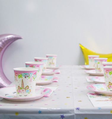 Sada UNICORN Jednorožec taniere poháre obrúsky Narodeninová oslava