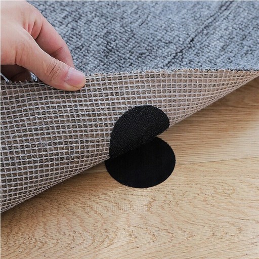 SAMOLEPIACI KOBEREC NA VELCRO SEDAČKA 6 ks