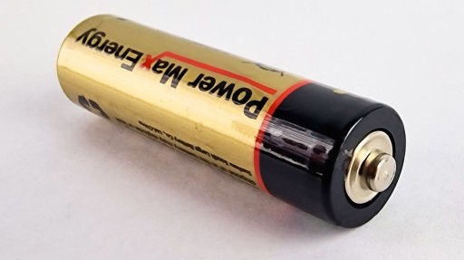 BATÉRIE R6 AA SADA BATÉRIÍ 4ks 1,5V VÝKONNÁ BATÉRIA PRE SVIEČKOVÉ VLOŽKY