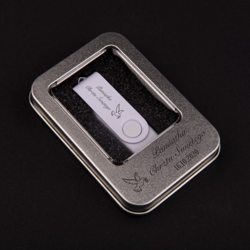 Pendrive 4 GB 2.0 + Metal Box + gravírovanie KRST