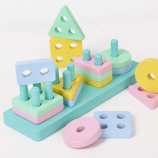 Puzzle na triedenie tvarov a farieb MONTESSORI