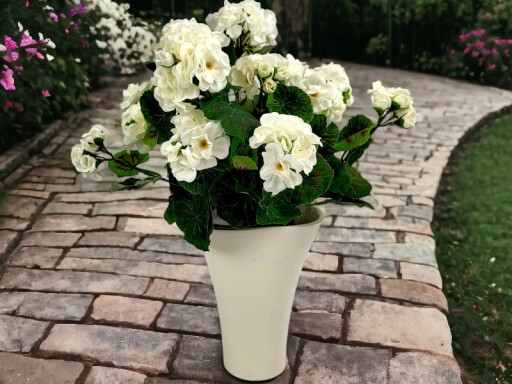 Umelé kvety Geranium na balkónovú terasu - biela