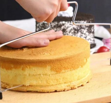 NÔZ NA PIŠTOVÉ TORTY 30CM 2 STRUNKY NA VYKRAJOVANIE PIŠKOTY