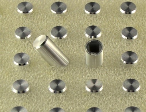 HLINÍKOVÝ GOMBÍK 6,7 MM X 12,5 MM STRIEBORNÝ