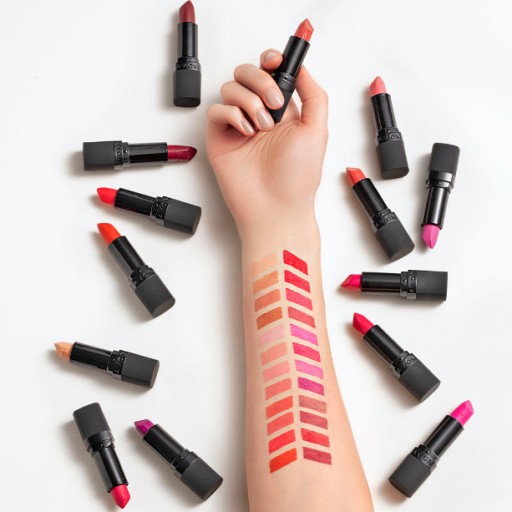 Rúž ULTRAmatný NUDE SUEDE Hydratačný AVON pre ženy 20560