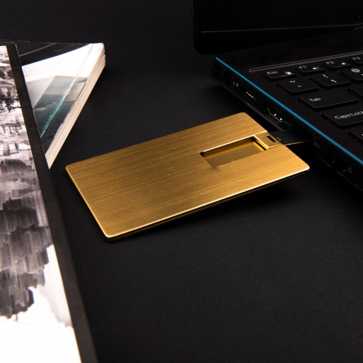 Kovová karta Pendrive 1 GB zlatá + gravírovanie