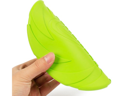 Frisbee hračka pre psov s lietajúcim tanierom aport 18cm