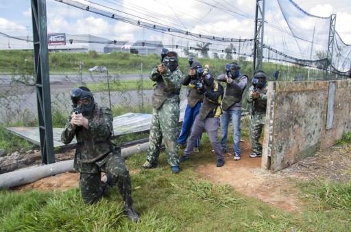 OCHRANNÁ MASKOVACIA SIEŤ KAMUFLÁŽ - PAINTBALL