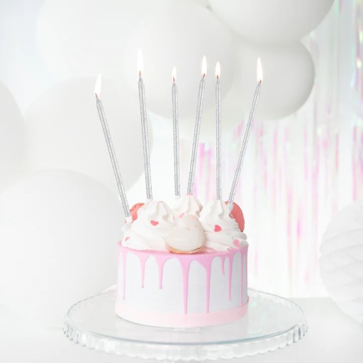 Pikery narodeninové sviečky Strieborná narodeninová torta trblietka dlhá 13cm 6ks