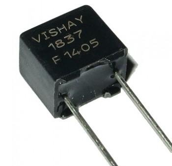 Filmový kondenzátor Vishay 100nF 160V MKP1837