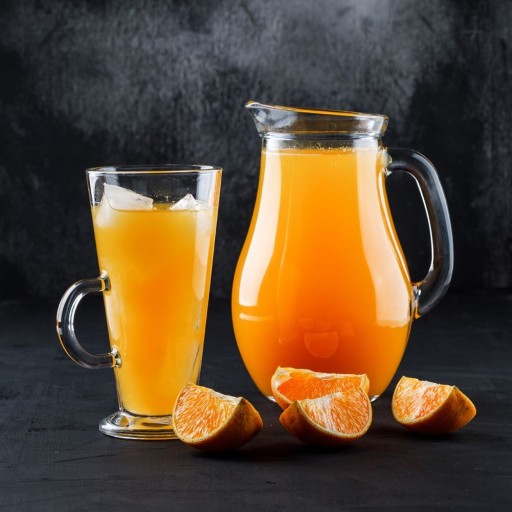NÁPOJE džbán, džús, limonáda, voda, pohár, 0,5L
