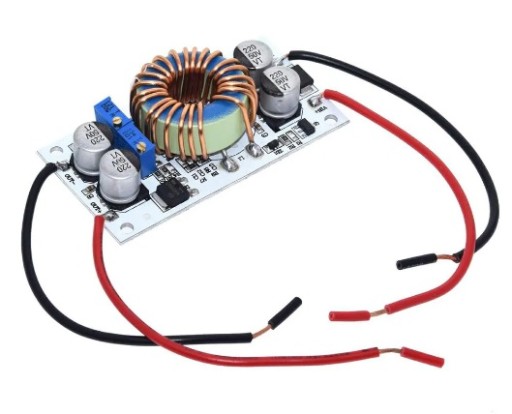 KROKOVACÍ MENIČ NAPÄTIA 8,5-48V-->10-50V 10A 250W