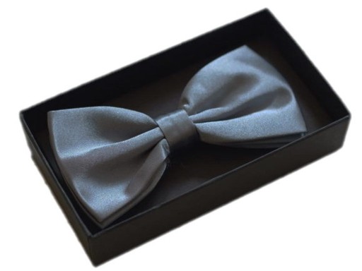 Elegantná košeľová kravata STRIEBORNO-SIVÁ