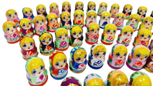 MATRIOSHKA NÁPRSTEN BABIČKA RUČNE MAĽOVANÝ FARBAMI
