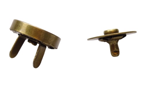 Magnetická spona na tašku s 1 18 mm starým zlatým nitom