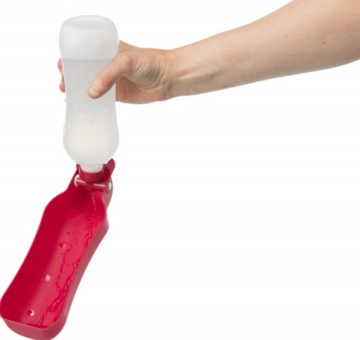 Turistická fľaša na pitie pre psov 700ml Trixie