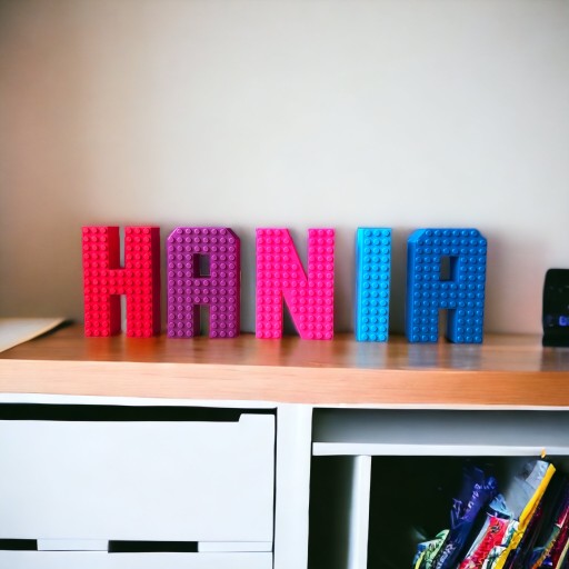 KAJAWIS LETTER 3D Stojace písmená XL v dekorácii miestnosti v štýle LEGO ECO NAME